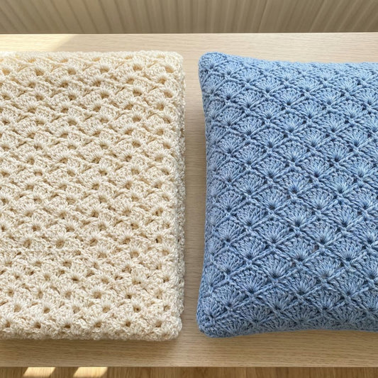 Close-up of granny stitch vs shell stitch which crochet stitch should you choose crochet showing the stitch pattern clearly