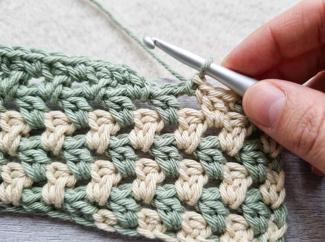Bamboo stitch tutorial swatch with accurate raised interlocking V-shaped texture